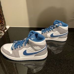 Men’s Nike Air Jordan 1 Mid in Cement True Blue